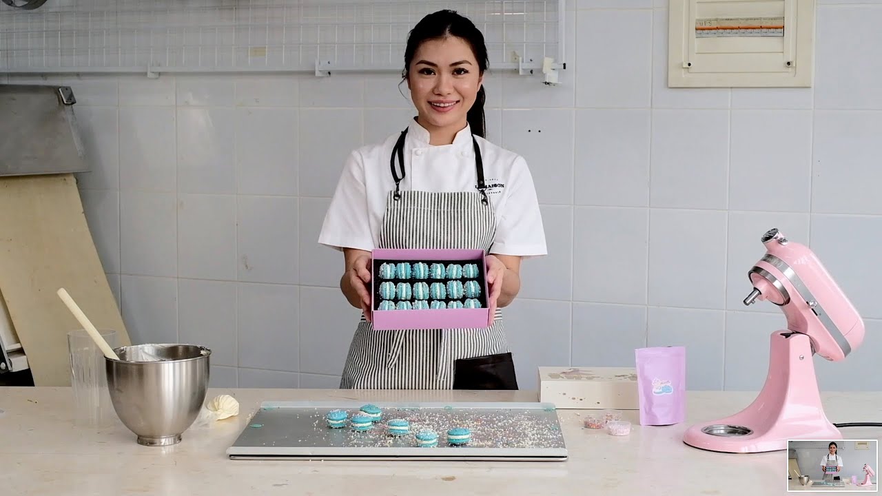 La Maison Salted Popcorn Macarons Kit