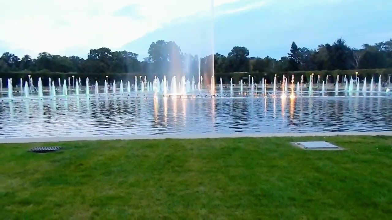 ⛲ Light and music fountain, Szczytnicki park, Wrocław, Poland, Europe