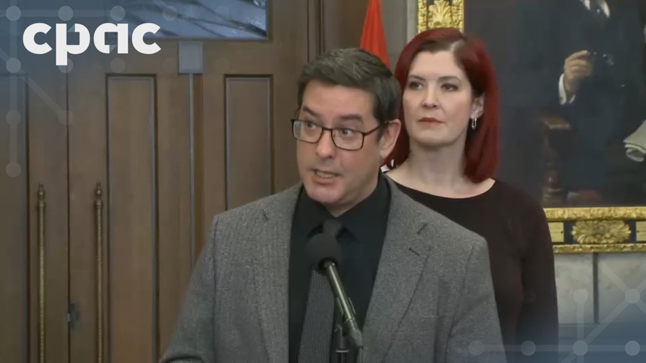 13 h 45 HE : Le député du Bloc Québécois Alexis Brunelle-Duceppe parle de la situation au Mexique