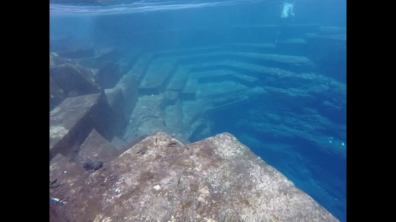 Mysterious Bhimkund (रहस्यमयी भीमकुण्ड ) underwater view - A peek into the turquoise blue water