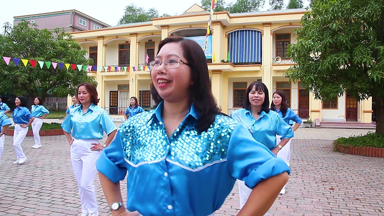 Trường Tiểu Học Hưng Tây - Hưng Nguyên - Nghệ An : Dự thi tiết mục bài thể dục giữa giờ