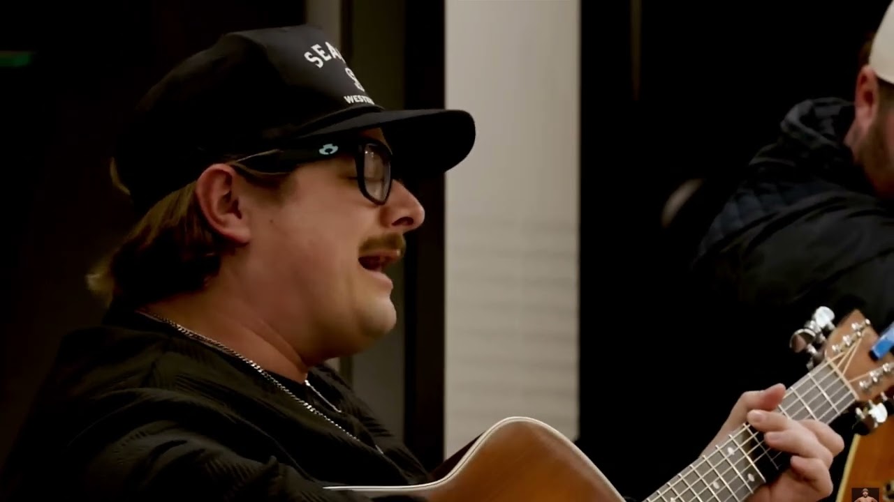 HARDY AND STEPHEN WILSON JR MAKE BERT KREISHER CRY - Father's Son live acoustic