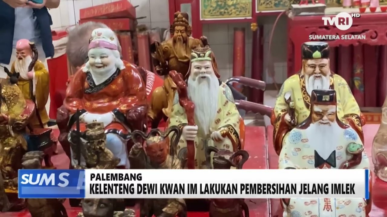 SUMSEL HARI INI - KELENTENG DEWI KWAN IM LAKUKAN PEMBERSIHAN JELANG IMLEK