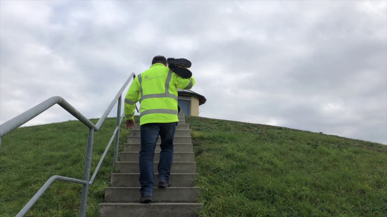 Reinigung im Hochbeh&auml;lter Drackendorf