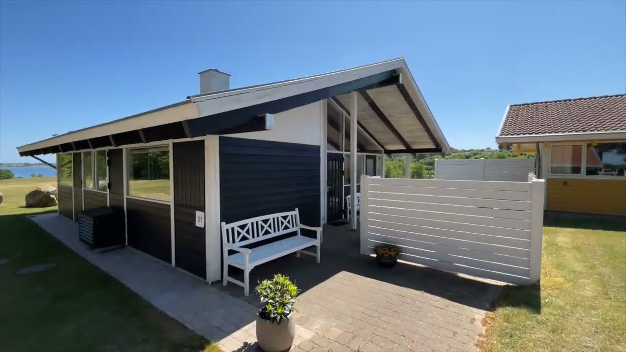 ## Ferienhaus SOL-21 / Feriebolig SOL-21 - www.lojtferiehuse.dk ##