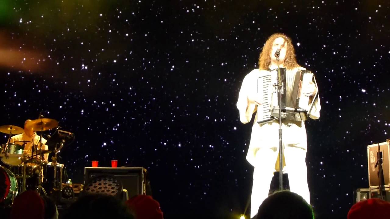 Weird Al Yankovic - Yoda w/ Lin-Manuel Miranda HD @ Radio City Music Hall, NYC 2016
