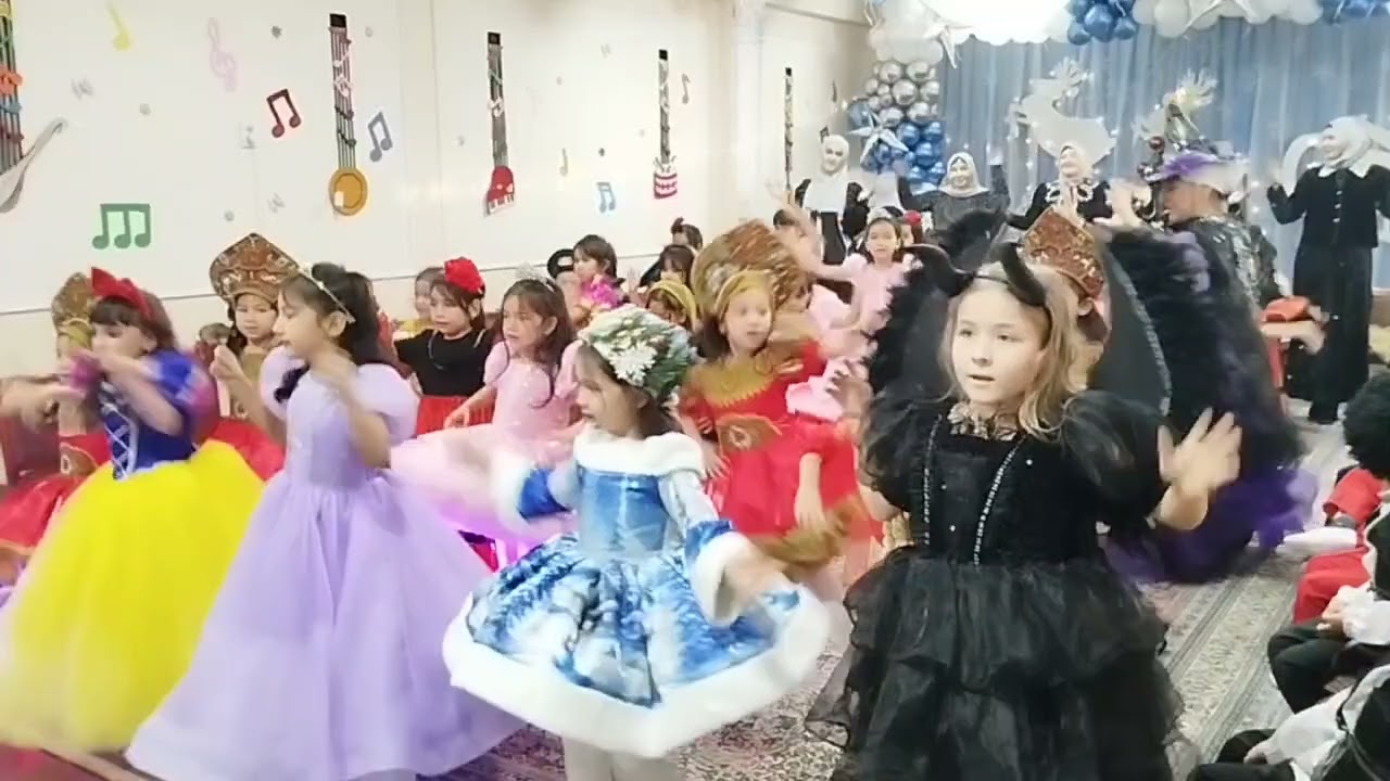 Qizlar raqsi- 