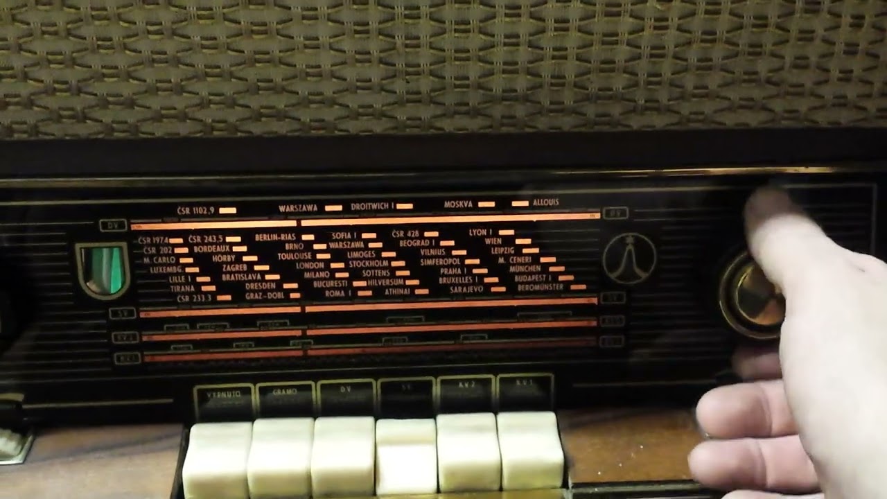 Tesla 522a Rondo / zkouška po opravě a instalaci VKV modulu