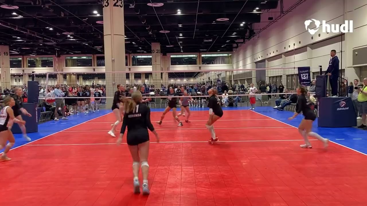 Brooke Gruhl #3 - 5'10