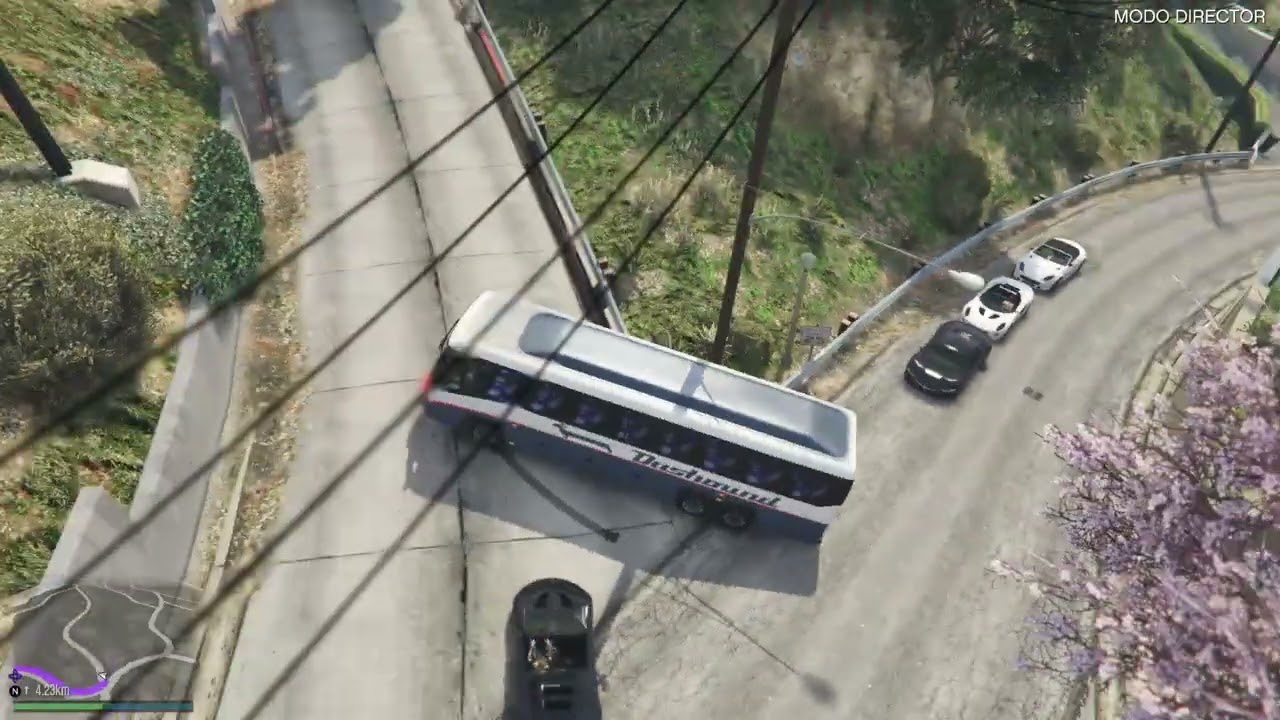BUS DASHOUR CIRCULANDO A STAD CITY