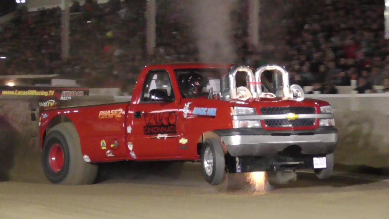 Run What Ya Brung Trucks Pulling At Bloomsburg, PA