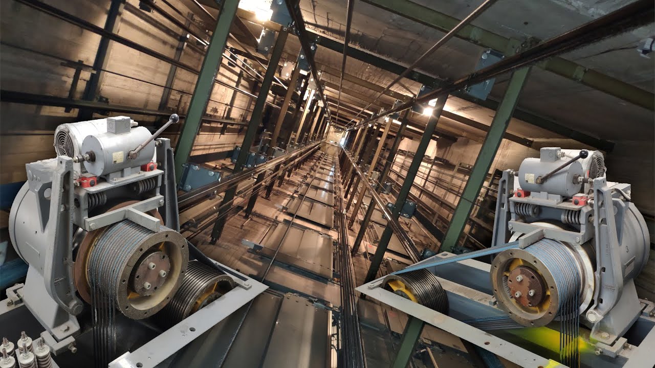 3 Fast 2m/s Gearless 90s Thyssen Lifts in NRW, Germany