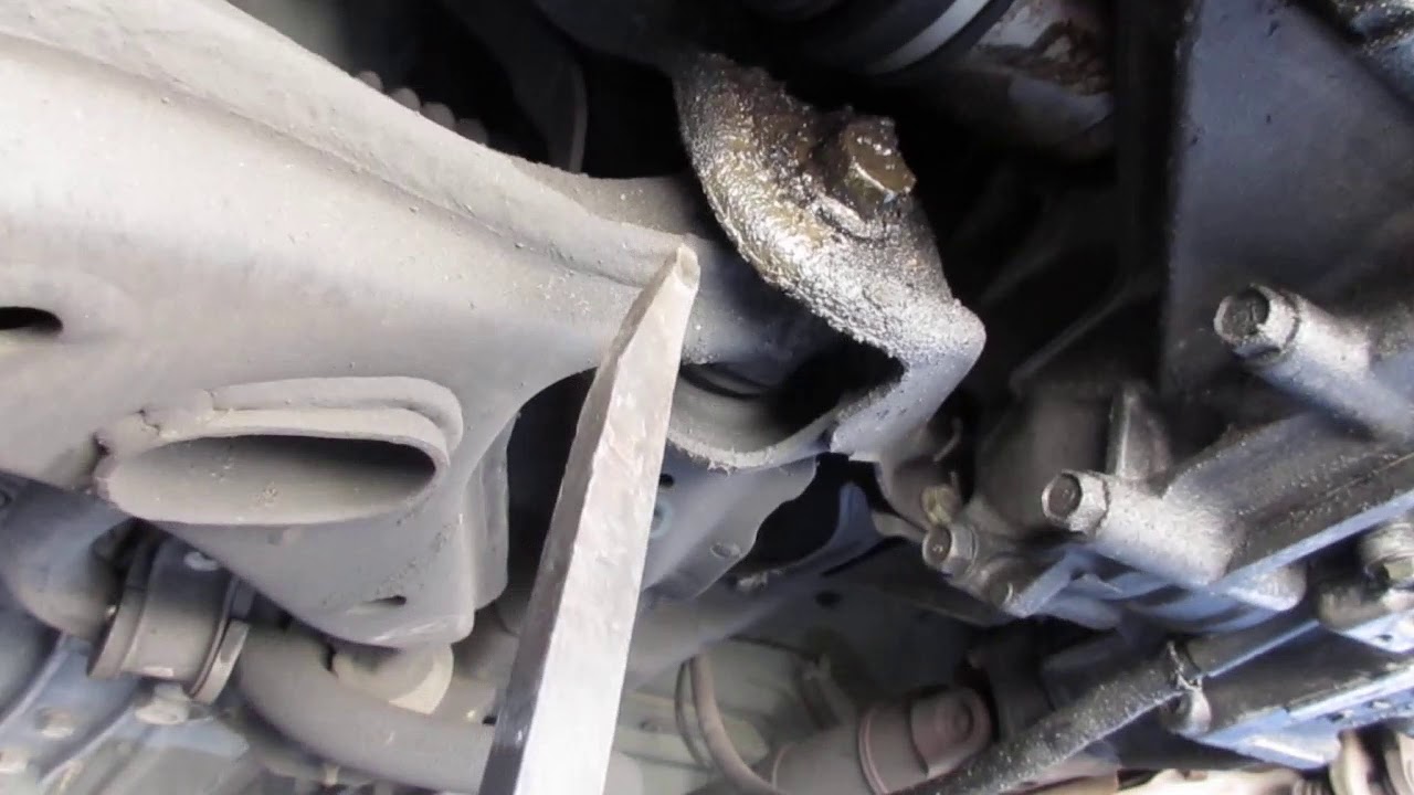 1999 Honda CR-V, 2.0L, 4wd, Creaking Noise and loose Feeling When Driving