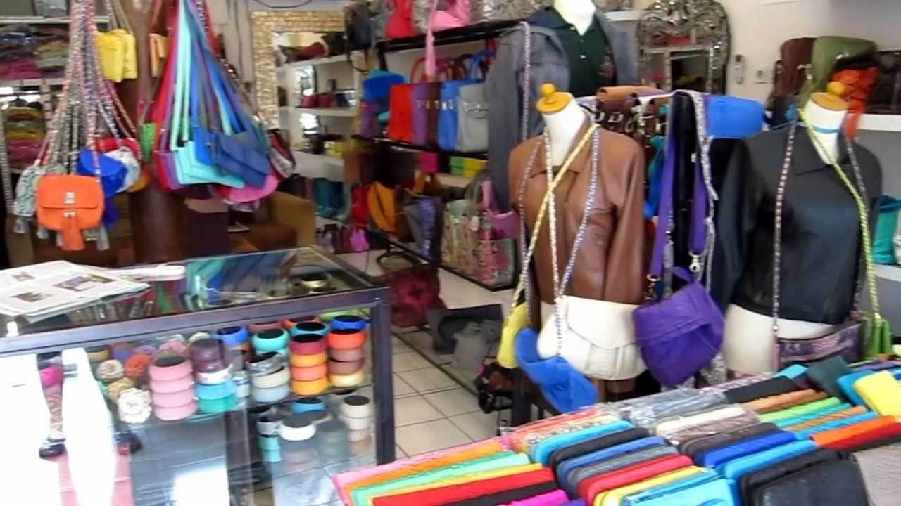 Shopping on Bali