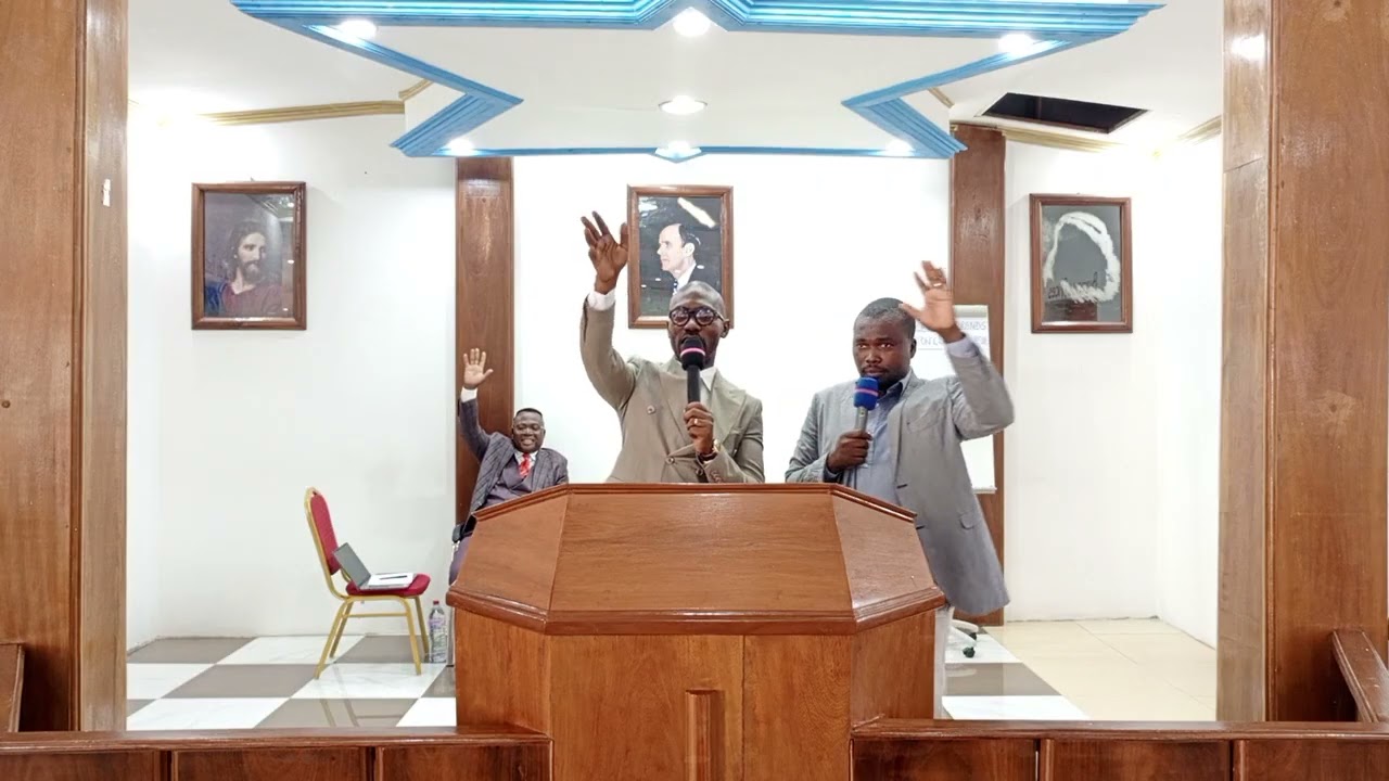 Pasteur JUNIOR FUAKA à La Foi Parfaite Tabernacle - Foi Parfaite. Prêché le 16/03/2025
