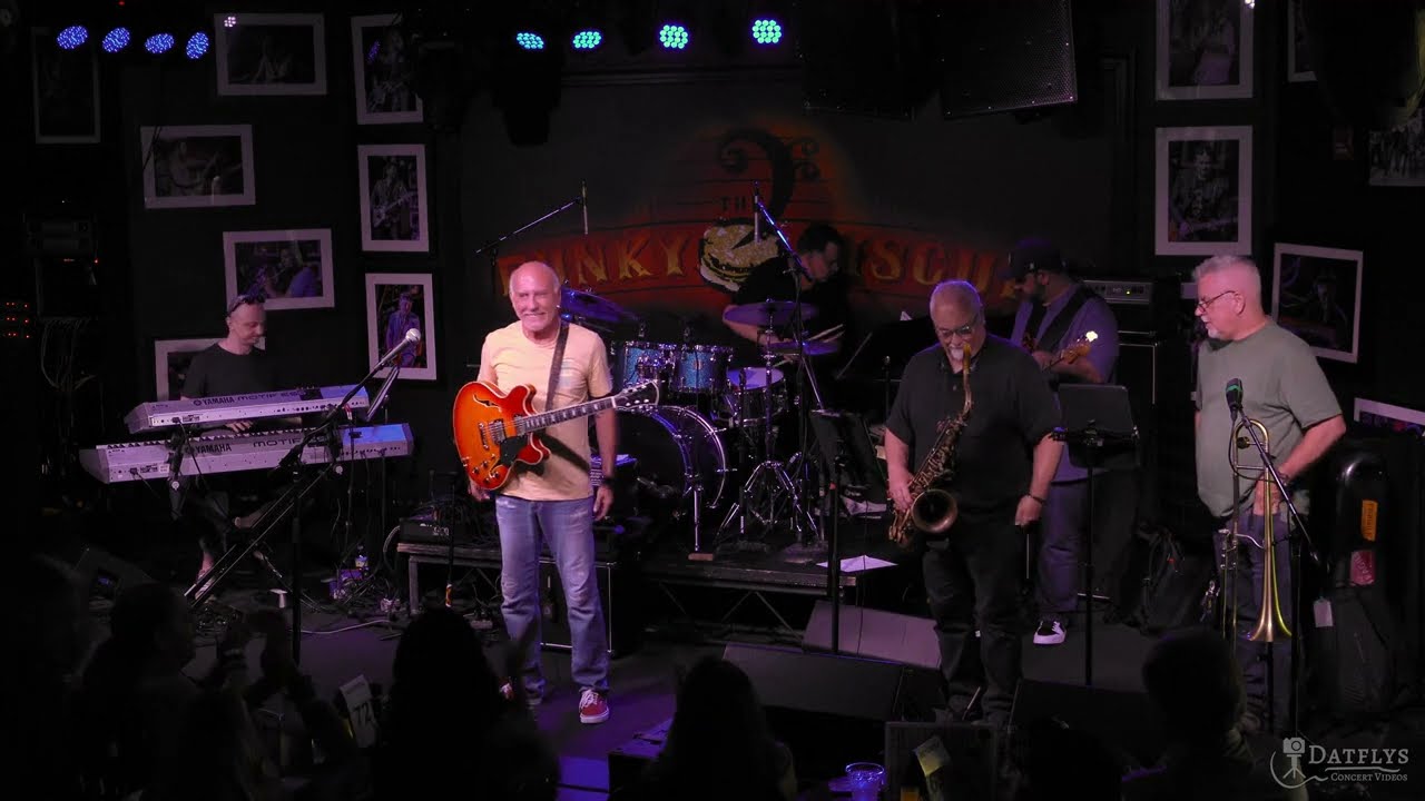 Larry Carlton 2024 06  30 Boca Raton , Florida - The Funky Biscuit  -  6PM Show