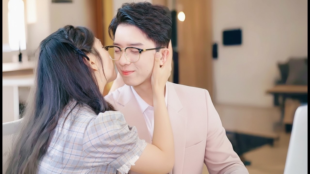 【日本語吹き替え】家を追い出された少女が冷酷な大富豪と結婚! 執念深い恋物語が始まる 💍✨🔥
