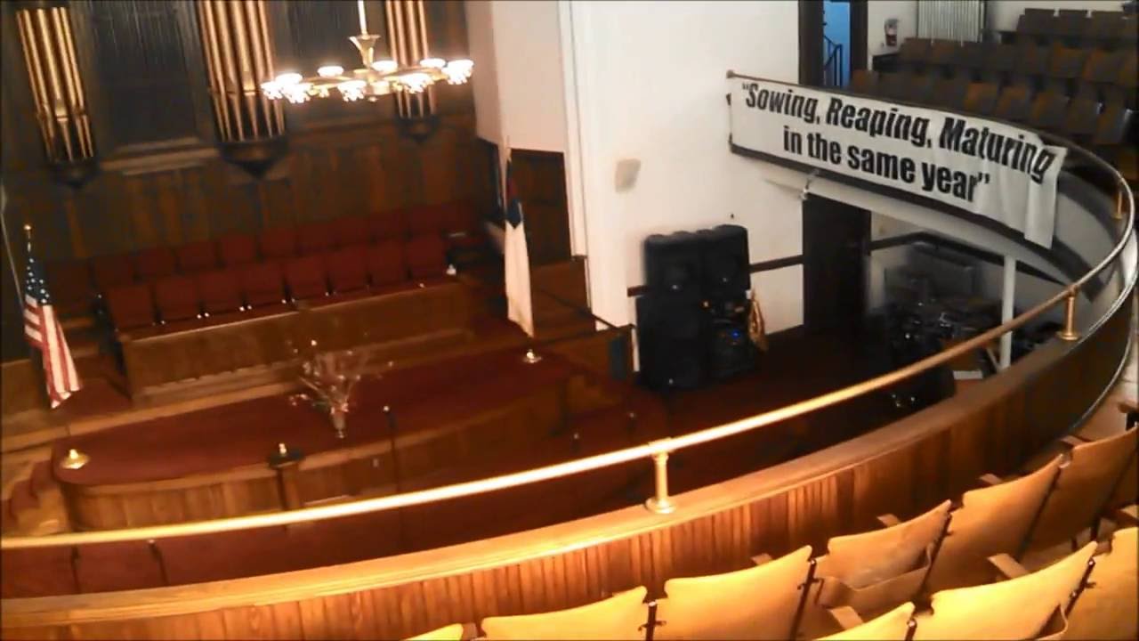 Looking for vintage light fixtures and ceiling fans in an old church (FULL)