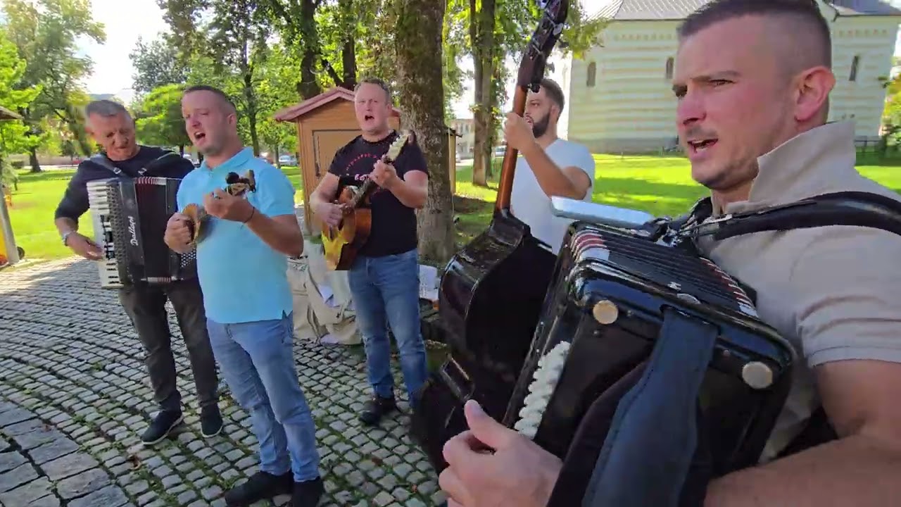 Lovačka zabava u Otočcu