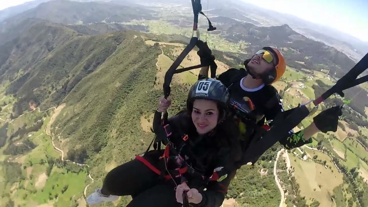 Vuelo termico en Ecoadventourx parapente en Boyacá