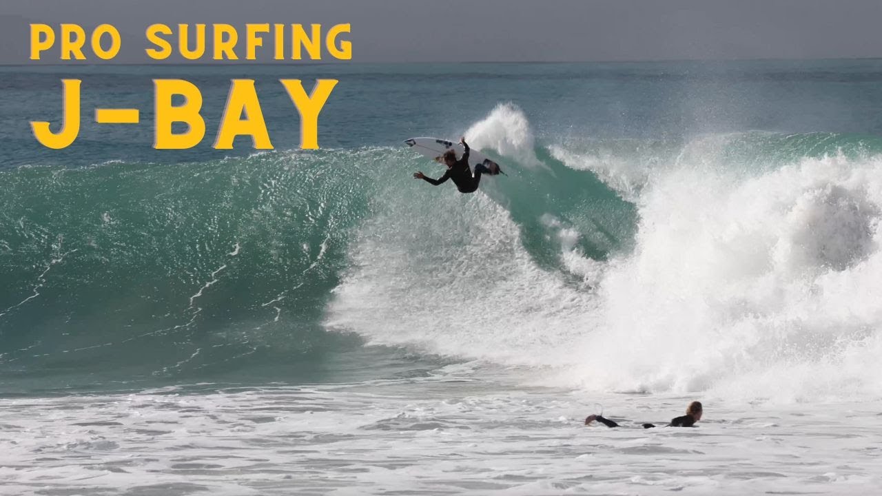 Professional Surfers arrive to all time Supertubes, Jeffreys Bay