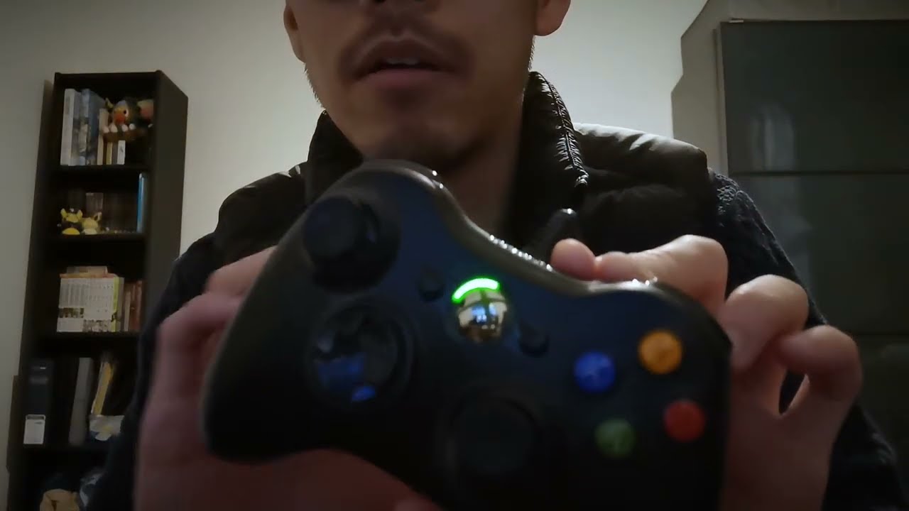 ASMR | (Over) Explaining XBOX 360 Controller (Whispers + Rambling)