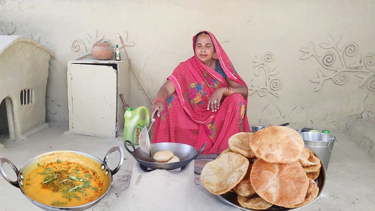 Mattha Aalu Recipe || गर्मियों में बनाये मट्ठा आलू के स्वादिष्ट सब्जी के साथ पूड़ी |