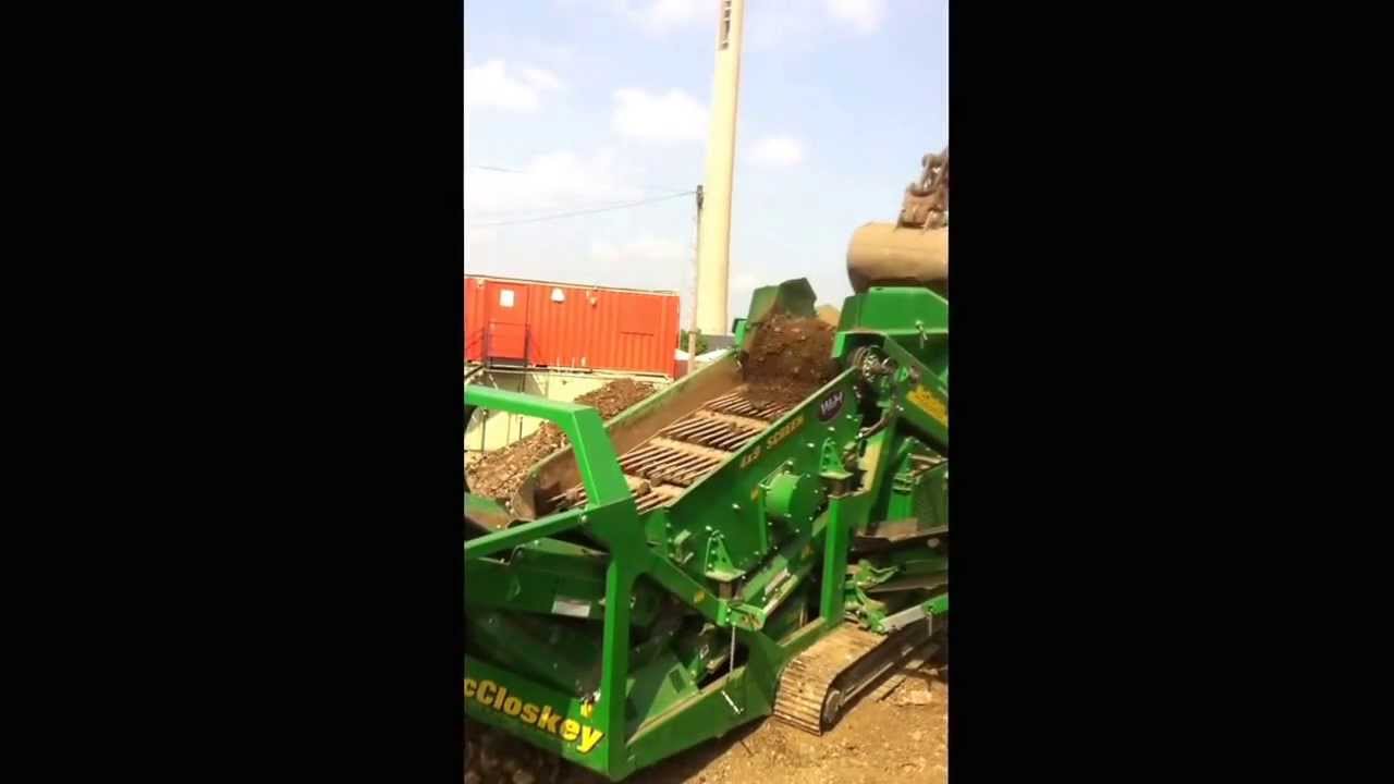 Mccloskey r70 screening topsoil and hardcore from utility waste