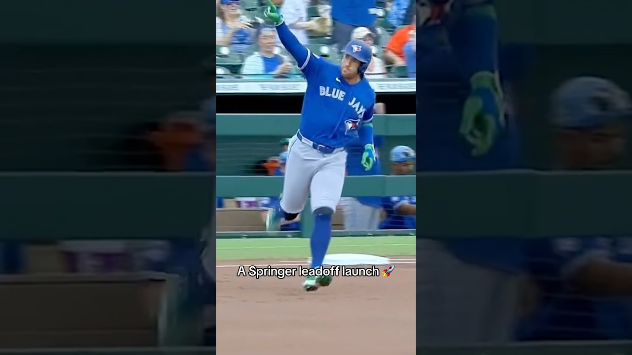 The first George Springer dinger of Spring Training 🚨 #MLB #BlueJays #Toronto