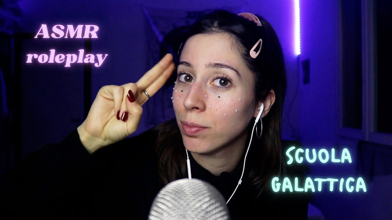 ASMR roleplay 🩷 ti accolgo a scuola nello spazio 🪐 whispering, personal attention