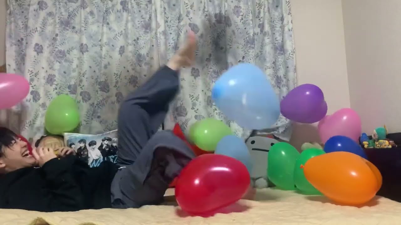 ハート風船サッカー
