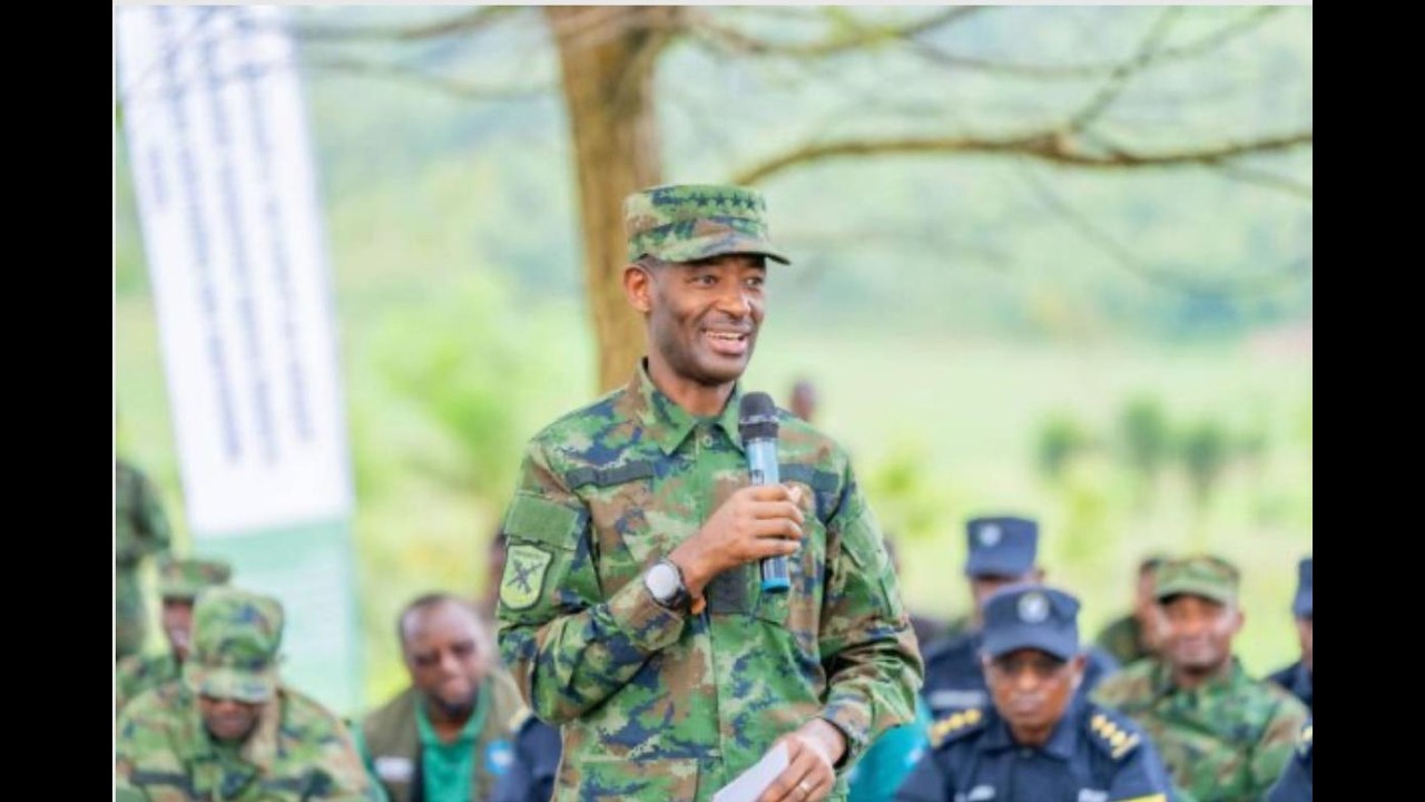 MUBARAKA YATUBWIYIKI BURIYA?UMUNYARWANDA NINDE?