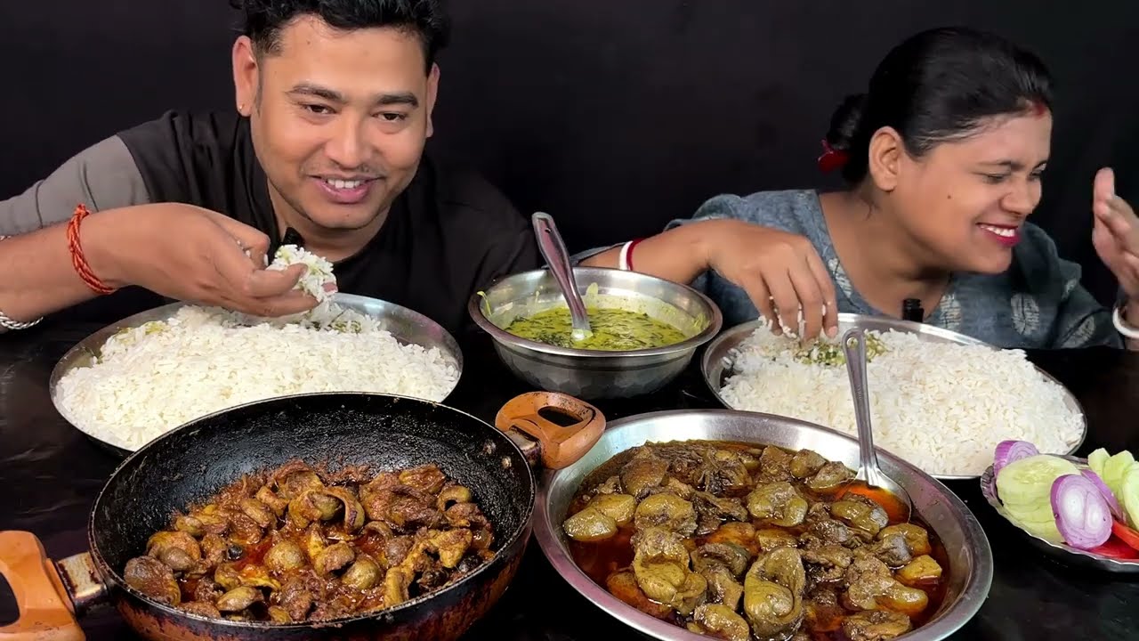 chicken chat curry, chicken gizzard curry, lalte shak dal, vendi seddho and rice eating show