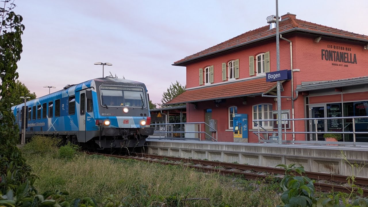 BR 628 423 "Bahnland Bayern" der Gäubodenbahn /Südostbayernbahn bei Ausfahrt aus dem Bahnhof Bogen 
