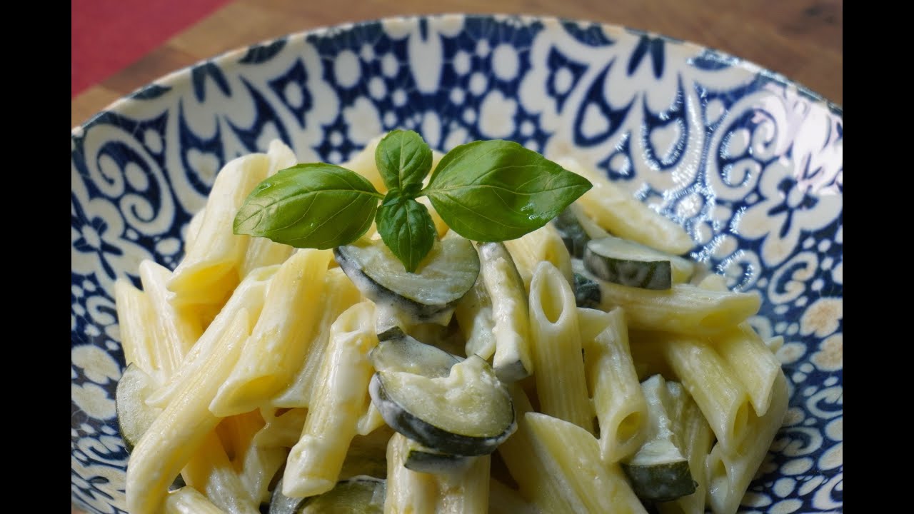 Mai mangiata una pasta così : Pasta Zucchina e Philadelphia ( Subtitles ) @ChefJasonznc