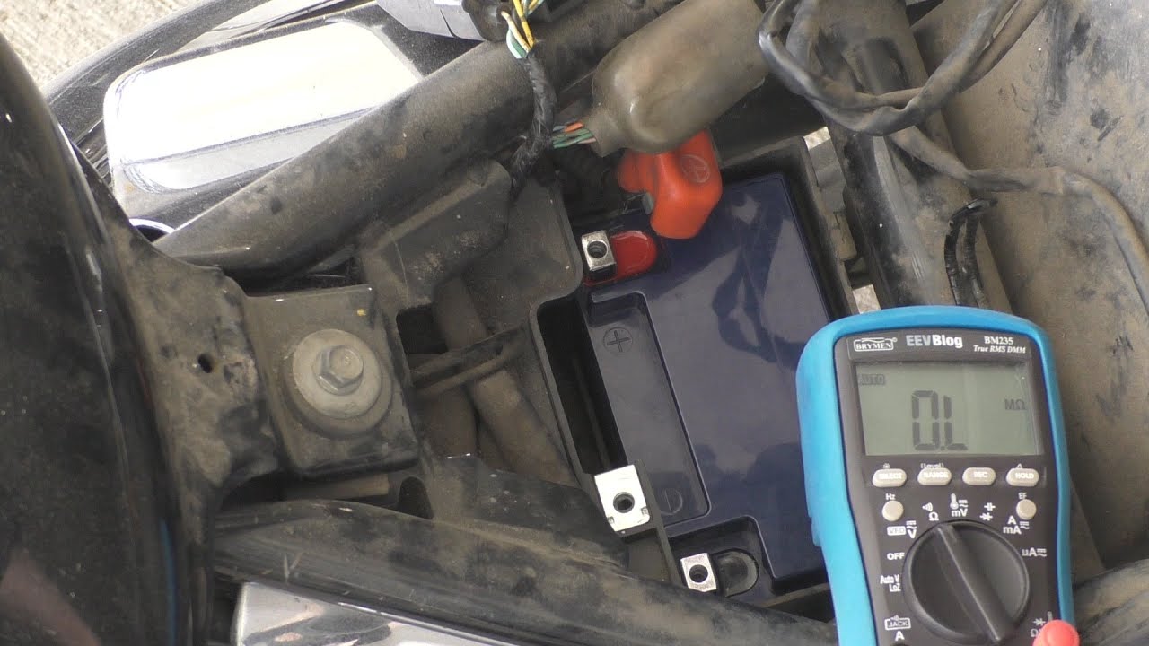 Replacing The Battery In A Honda Shadow 750