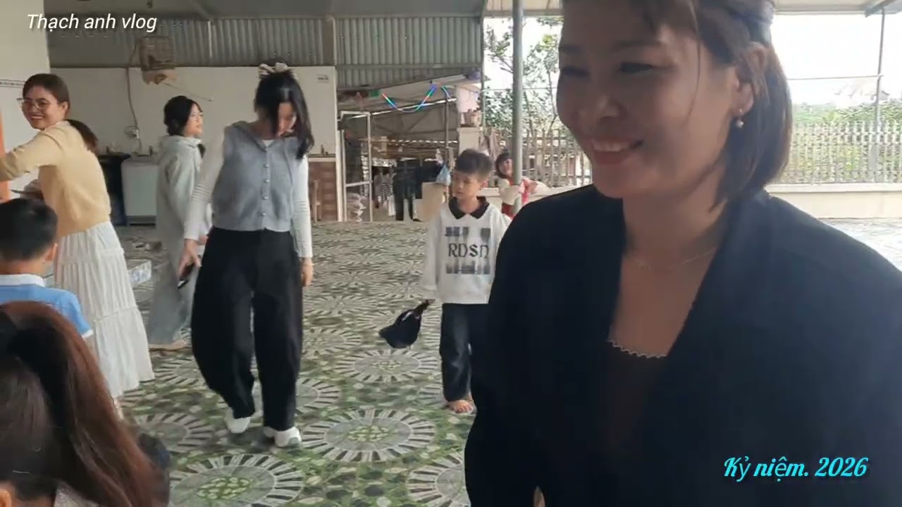 Tết bản em lục ngạn. 