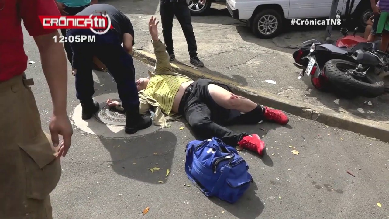 Fuerte choque entre dos motocicletas en Managua, Nicaragua