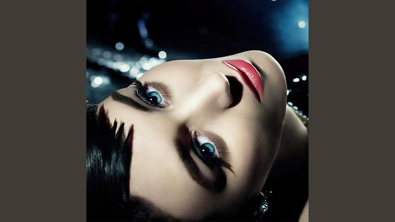 Fading Into You - Hypnotic Deep House | Deep Noir
