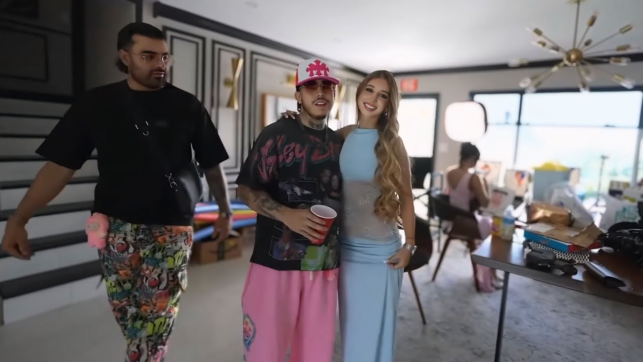 Desfile de Oufits Gender | Mili quiere 4 hijos con WestCOL | Samulx