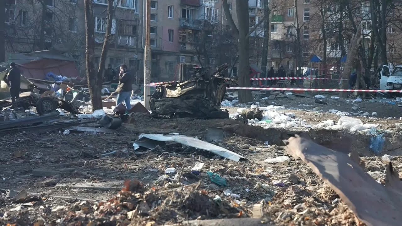 Ukraine: walls of Kyiv building wrecked after strike in Podilsky district | AFP