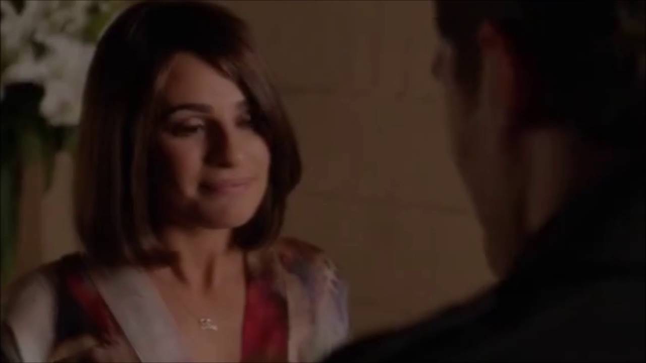 Glee - Will wishes Rachel luck on her opening night 5x17