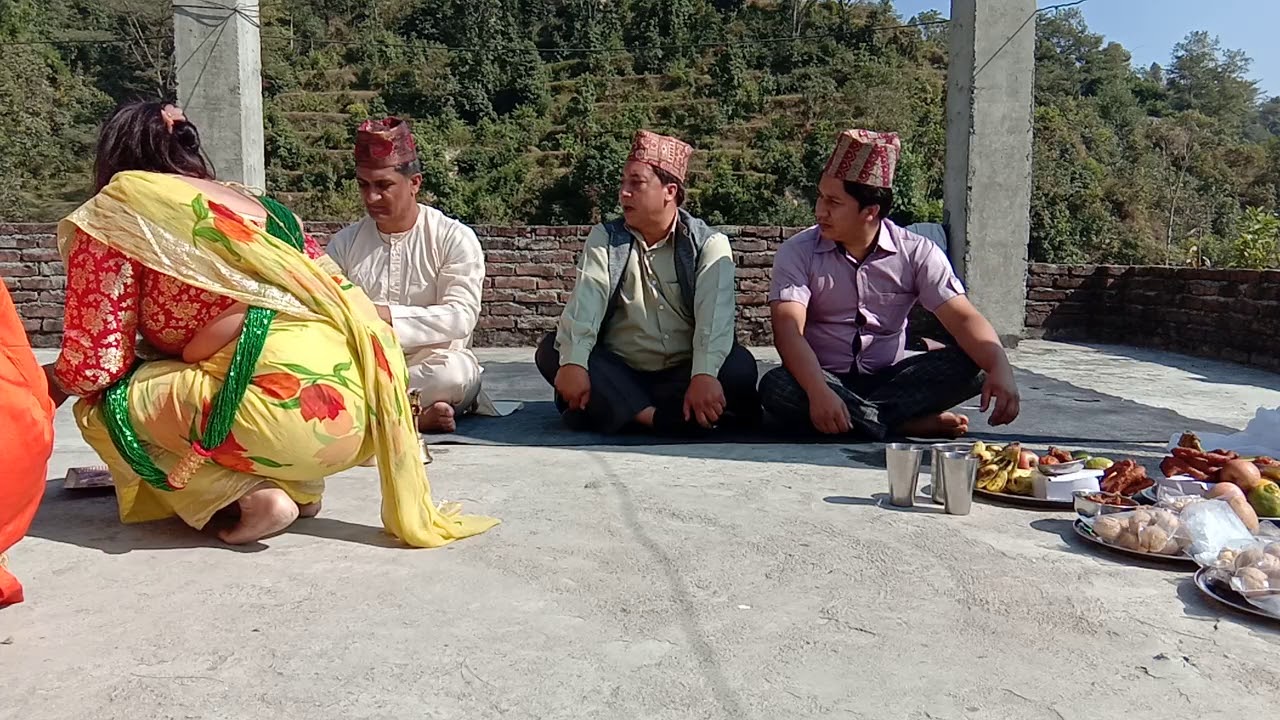 Nepalese Tihar Festival || How to perform Bhai Tika || Nepali Festival of Sibling Love & Blessings