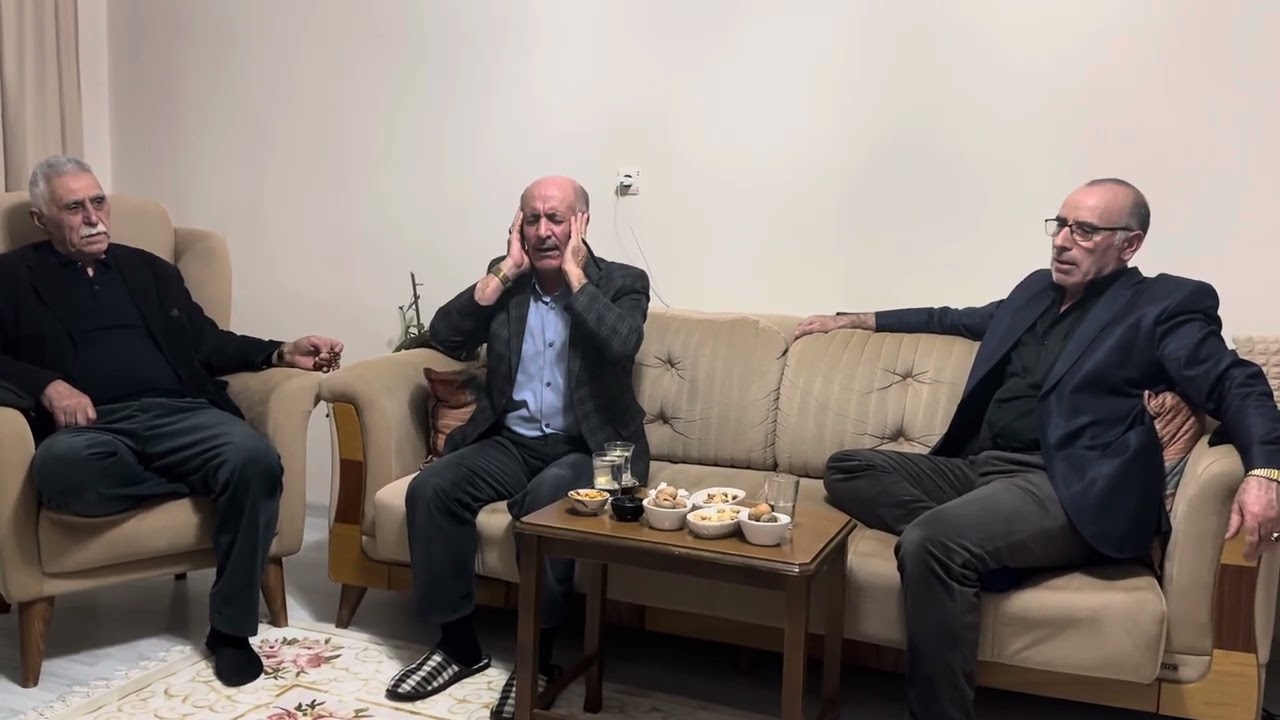 Dengbej Şerif Akdoğan ( kılama mıhemede canşan Axao )