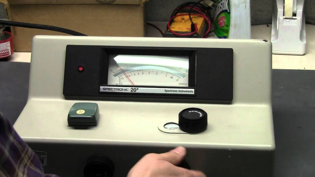 Bausch and Lomb Spectronic 20 Spectrophotometer
