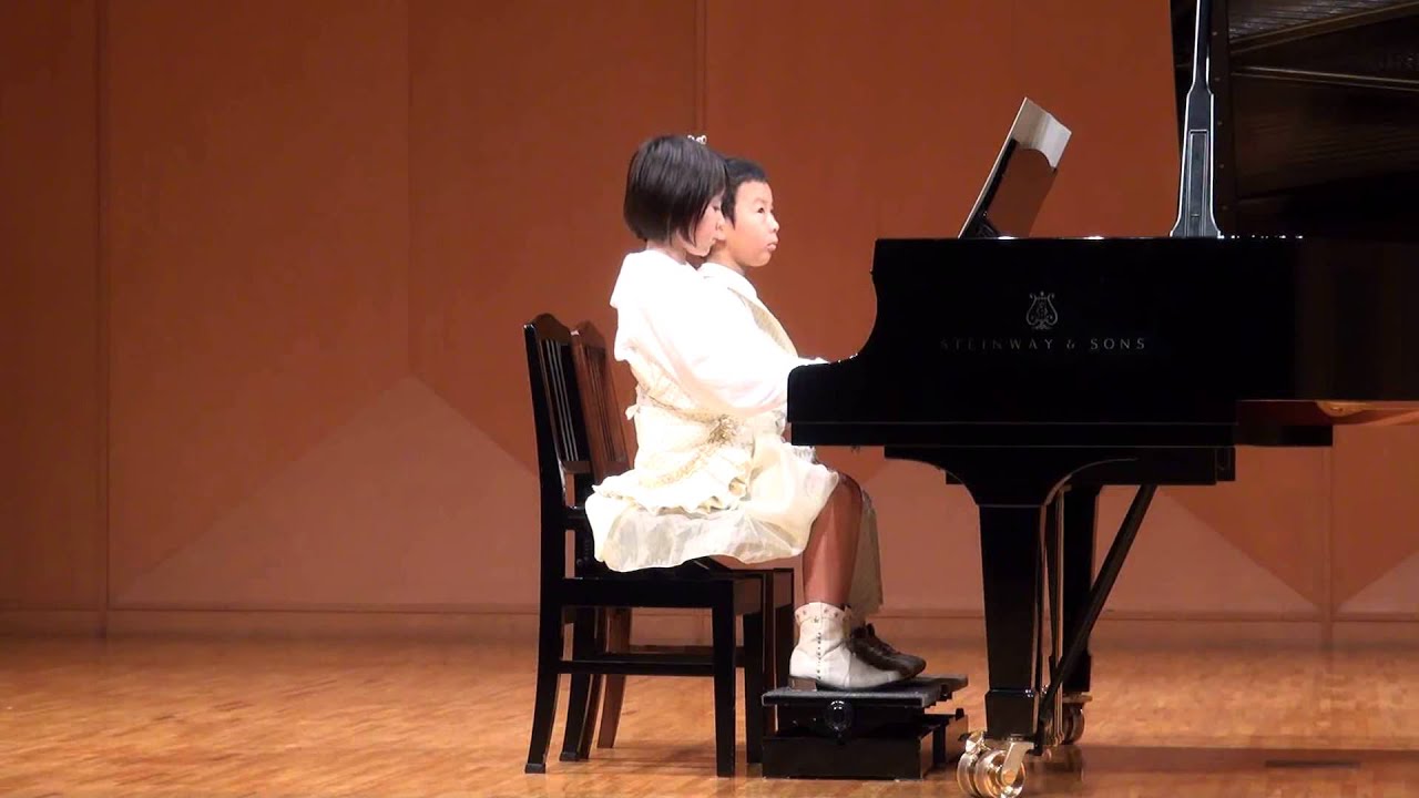 カノン連弾 小3　8歳　小1　7歳 姉弟 2013