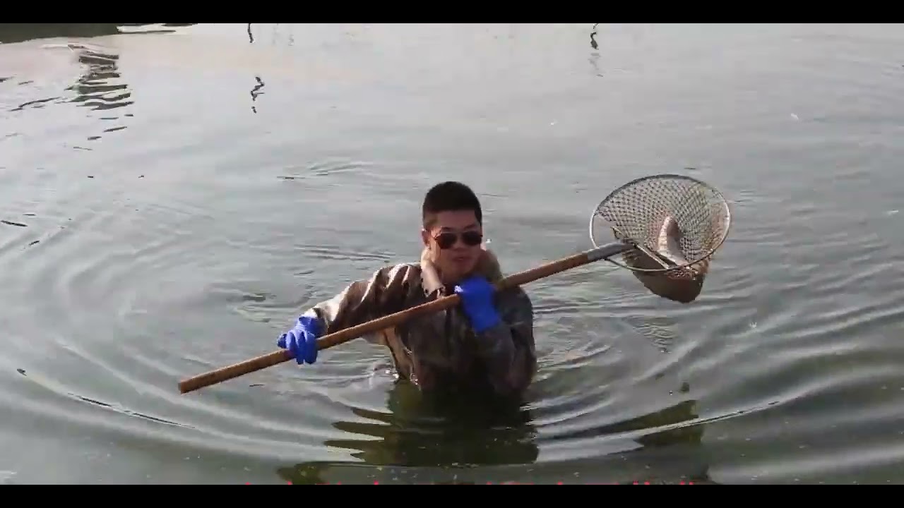 Full Body Waders With Boots Gloves And Hood