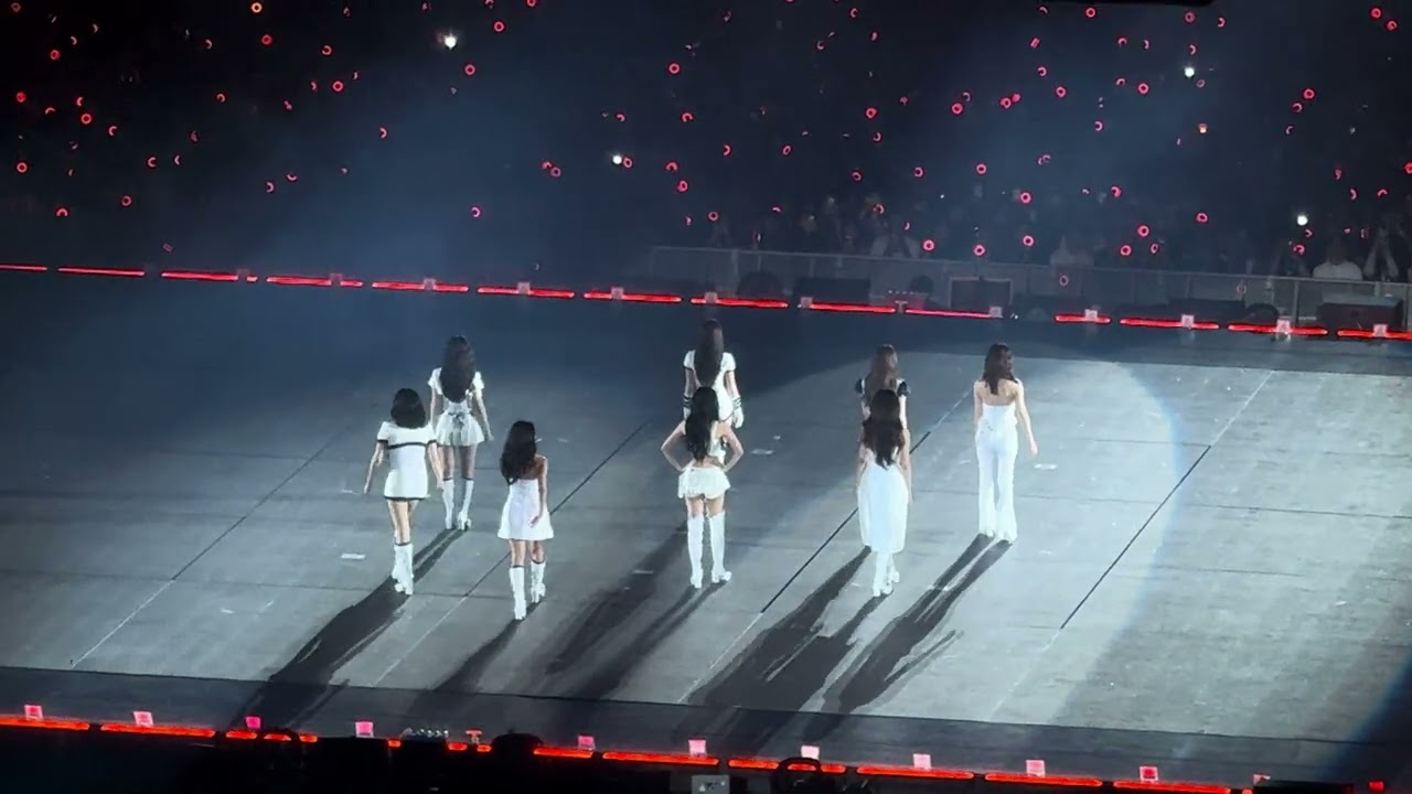 I Can't Stop Me - TWICE THIS IS FOR World Tour in Kaohsiung 20251122