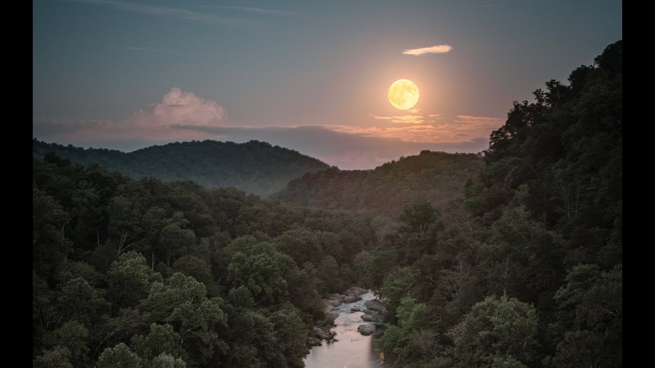 How to Shoot a Blood Moon and Blend Multiple Exposures