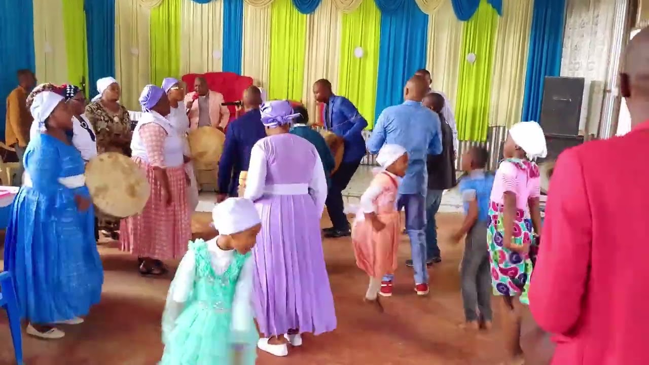 God is Stretching Out His Hands & Making Way. Exodus 14 & Genesis 17. 8  March, 2026 Sunday Service.